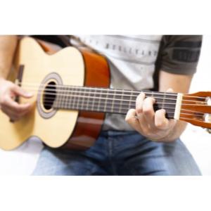 DE SALVO CG44GNT - Guitare classique 4/4 brillante naturelle