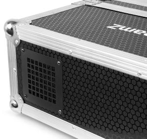 BEAMZ F1600 - MACHINE À FUMÉE PRO 1600 W, AVEC FLIGHTCASE